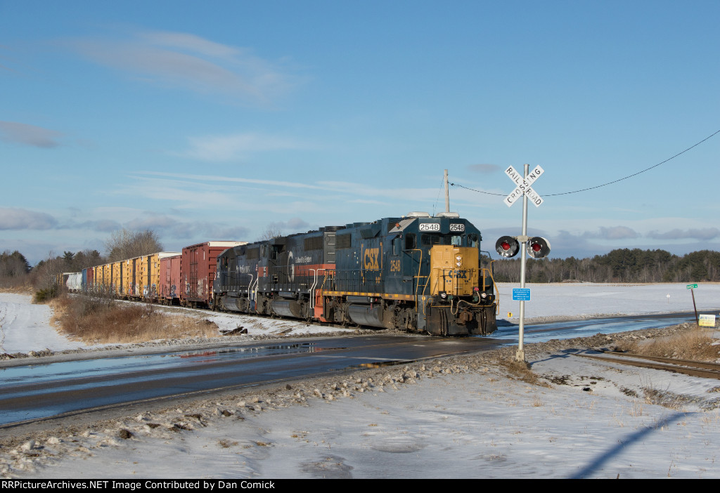 RUPO CSXT 2548 Crosses Rt. 106 in North Leeds